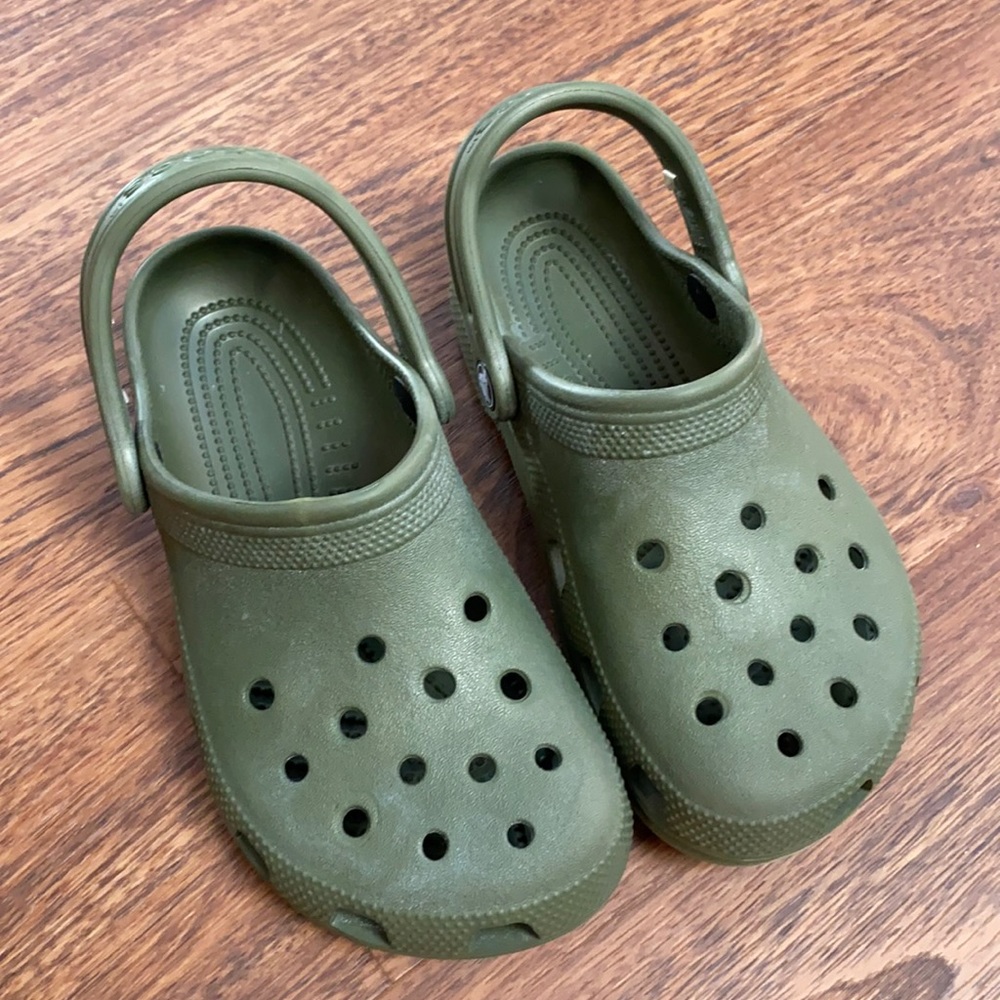 Crocs M4 W6 Excellent Condition